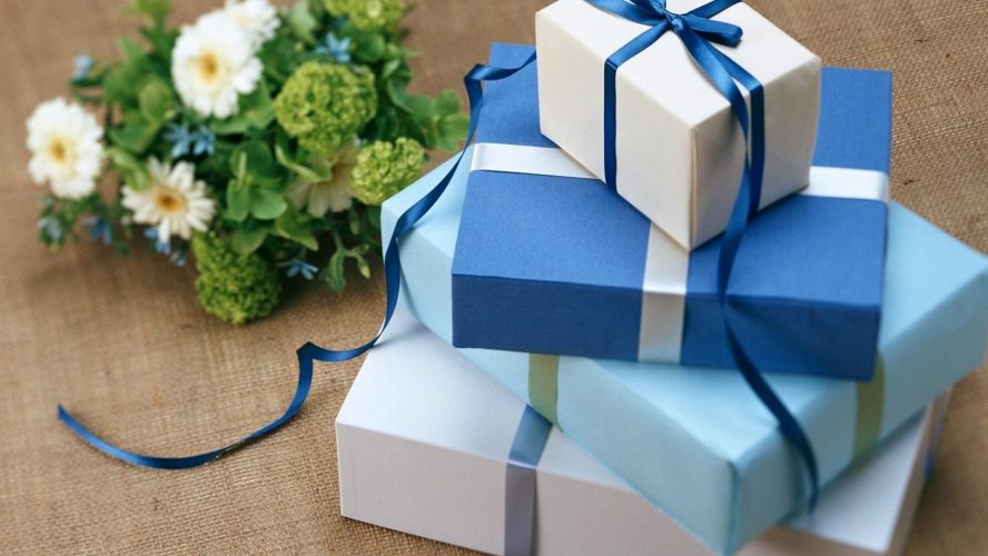 3 Steps to Promoting Your Brand Through Thoughtful Gifting